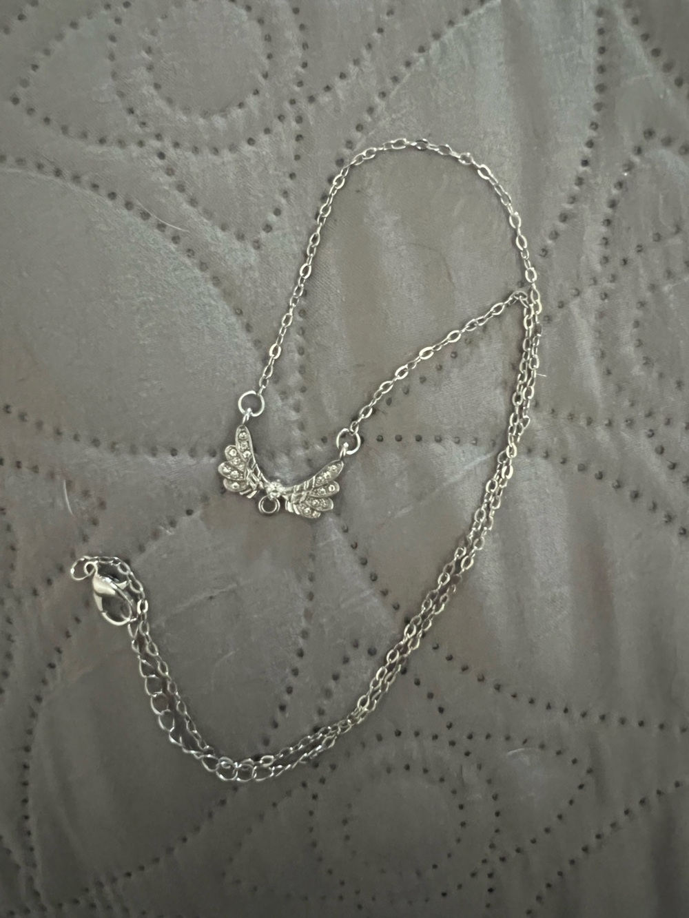 Delicate Silver Wing Pendant Necklace - Women Jewelry
